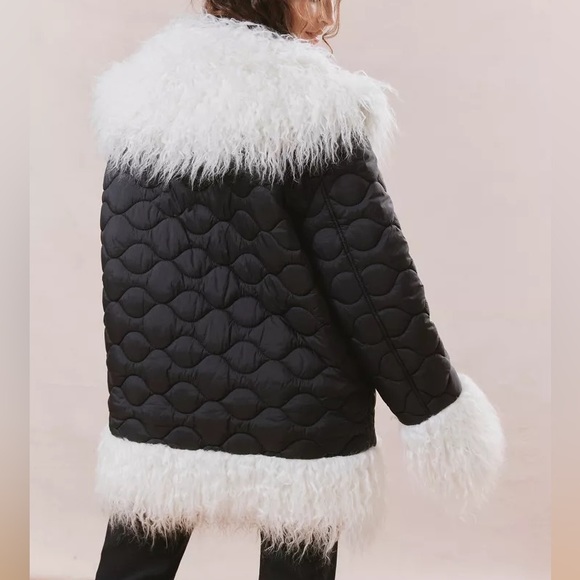 SOLD!!! URBAN OUTFITTERS Blanka Faux Fur Quilted Liner Jacket - Picture 4 of 4